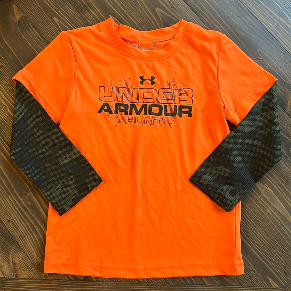3T boys under armour shirt